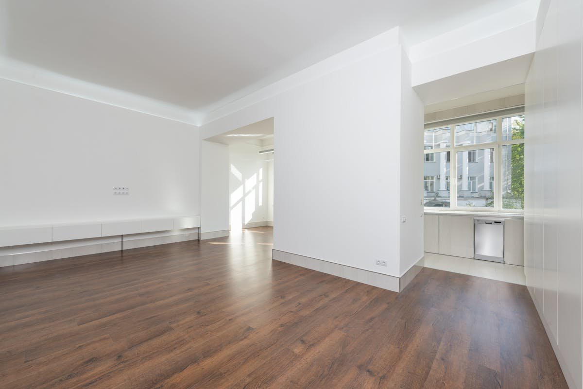 Empty Manchester apartment ready for handover after end-of-tenancy cleaning