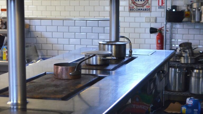 Commercial kitchen stainless steel deep clean